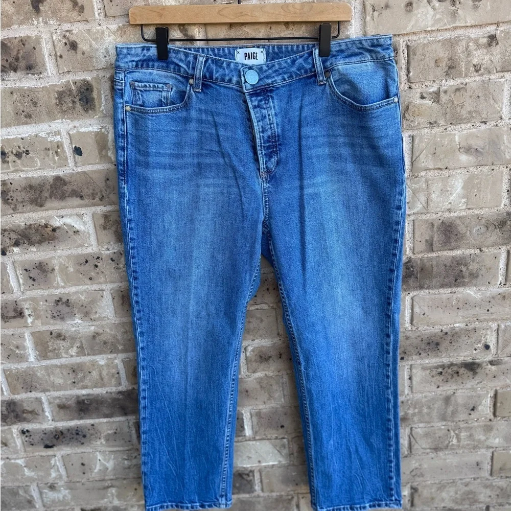 PAIGE Noella Classic Blue Jeans size 32